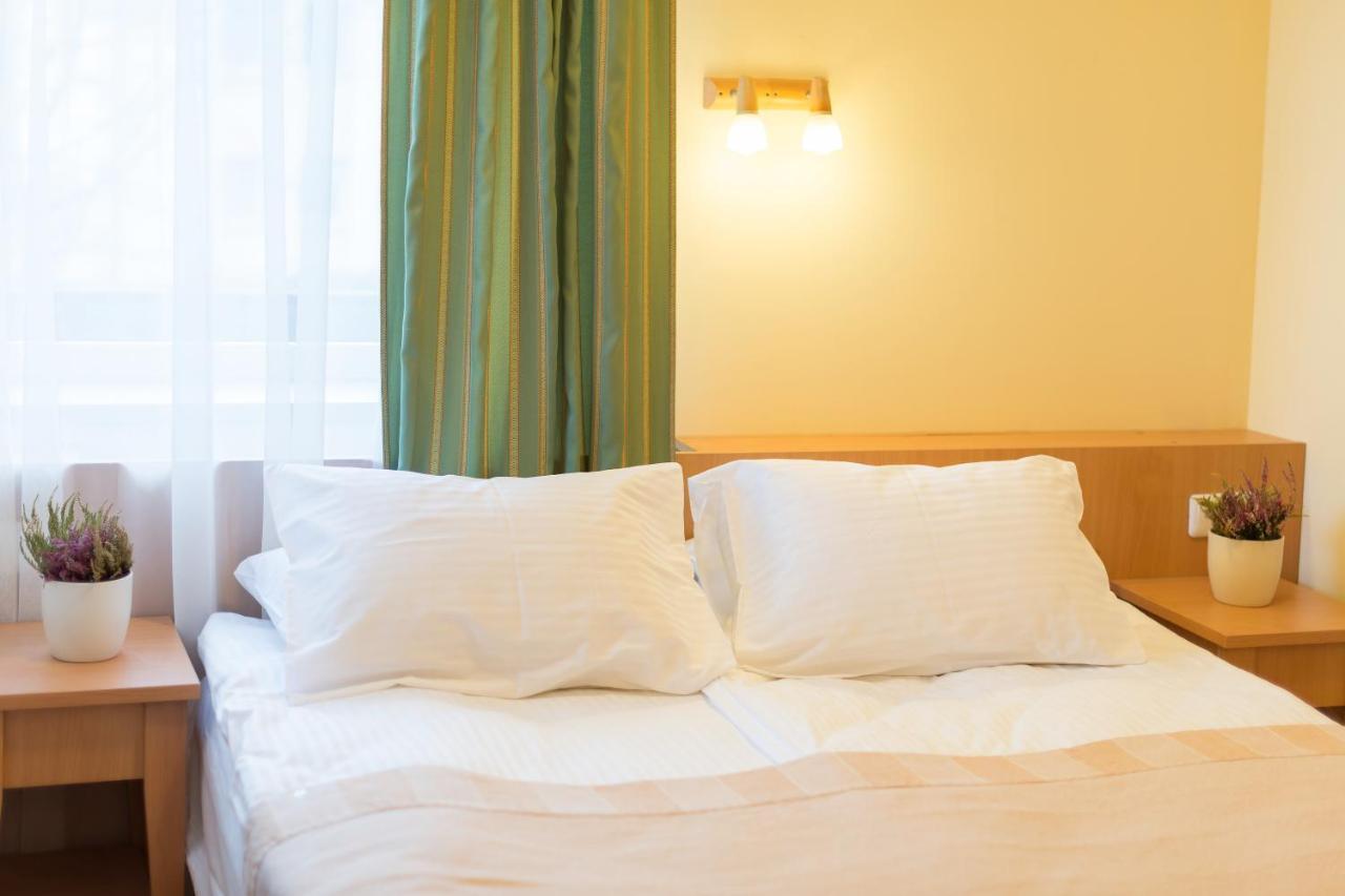 Hotel Vita Self Check In Druskininkai Ngoại thất bức ảnh
