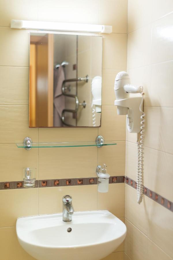Hotel Vita Self Check In Druskininkai Ngoại thất bức ảnh